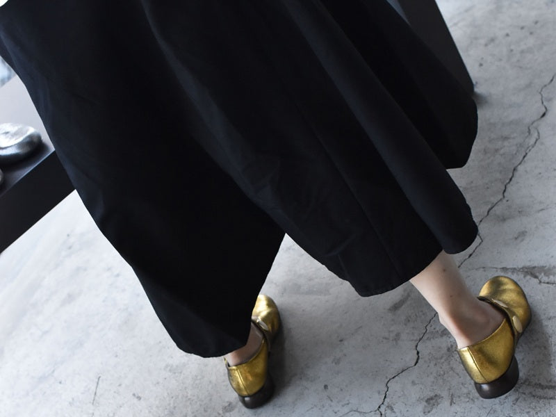 スタッズストラップフラットシューズ AL2508K Silvermetallic 木型No.C1813