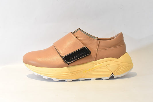 1016　ラウンドトウベルクロハイテクレザースニーカー　AL2234SN  Brown　木型 . C1699