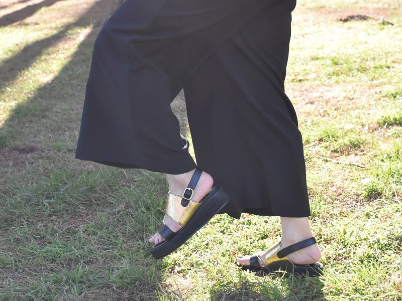 厚底ストラップサンダル　AL2510S  Beige　木型 . S1642H