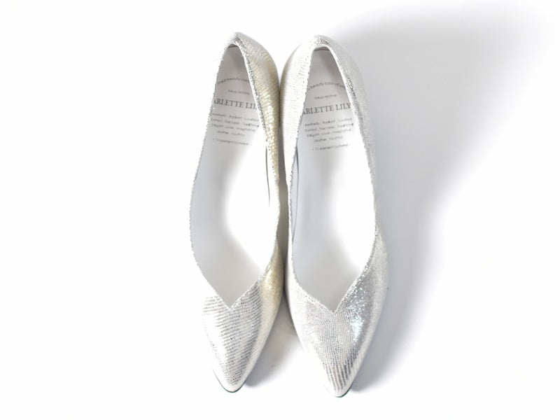 016  ポインテッドVカットパンプス　AL2418P   Goldlizard　　木型No.HARVEST