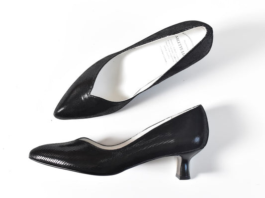 016  ポインテッドVカットパンプス　AL2418P   Blacklizard　　木型No.HARVEST