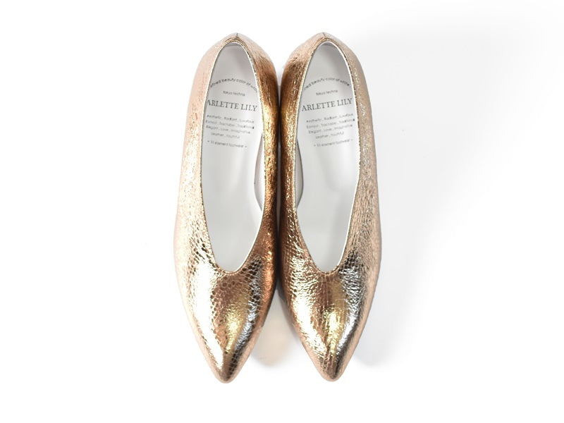 002 ポインテッドUカットパンプス　AL1910P Goldpaison　　木型No.X1395