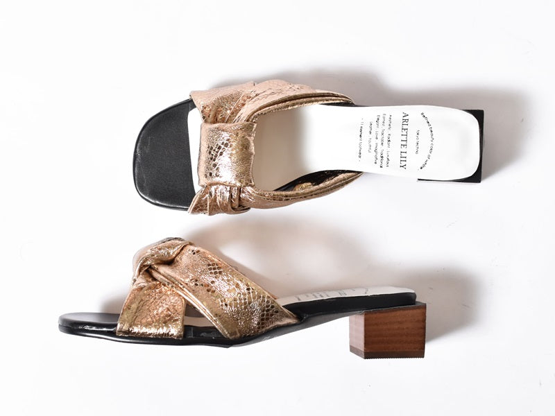 1025  ドレープクロストラップミュール　AL2409S　Goldpaison　　木型No.G1908H