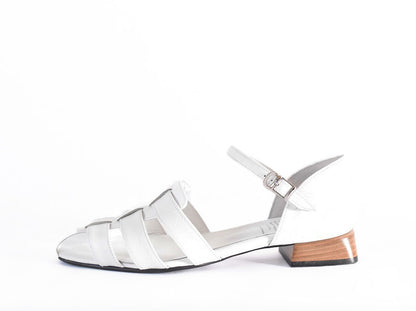 スクエアトウアンクルストラップグルカサンダル　AL2506S  White　木型 . B819