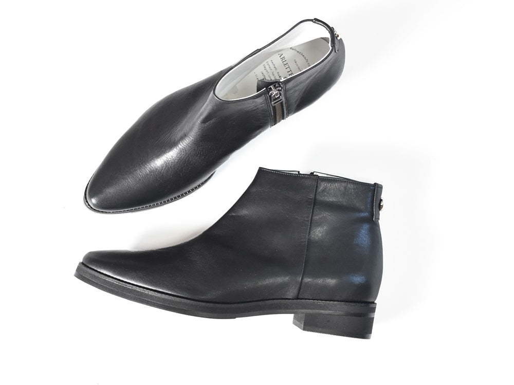 021  ポインテッドワンポイントスタッズショートブーツ　AL2477SB　Black　　木型No.G1729