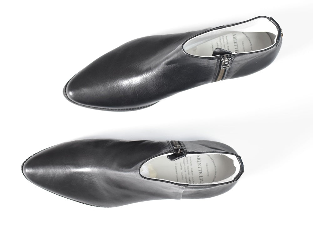 021  ポインテッドワンポイントスタッズショートブーツ　AL2477SB　Black　　木型No.G1729