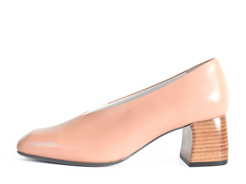 006  スクエアトウプレーンパンプス　AL2302P  Beige　　木型No.V2216