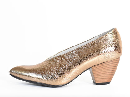 002 ポインテッドUカットパンプス　AL1910P Goldpaison　　木型No.X1395