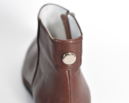 021  ポインテッドワンポイントスタッズショートブーツ　AL2477SB　Darkbrown　　木型No.G1729