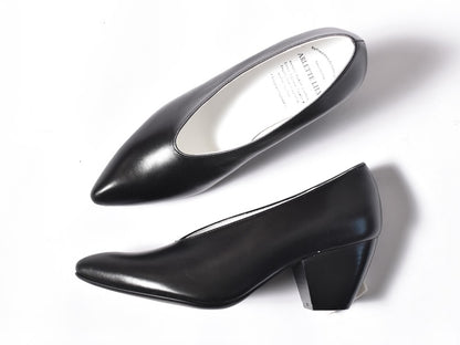 002 ポインテッドUカットパンプス　AL1910P Black　　木型No.X1395