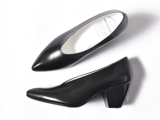 002 ポインテッドUカットパンプス　AL1910P Black　　木型No.X1395