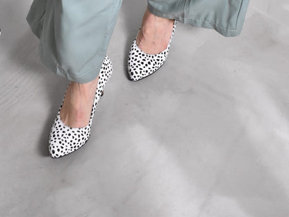 1023  プレーンポインテッドパンプス  AL1600P  Whitecheetah　　木型No.P85062