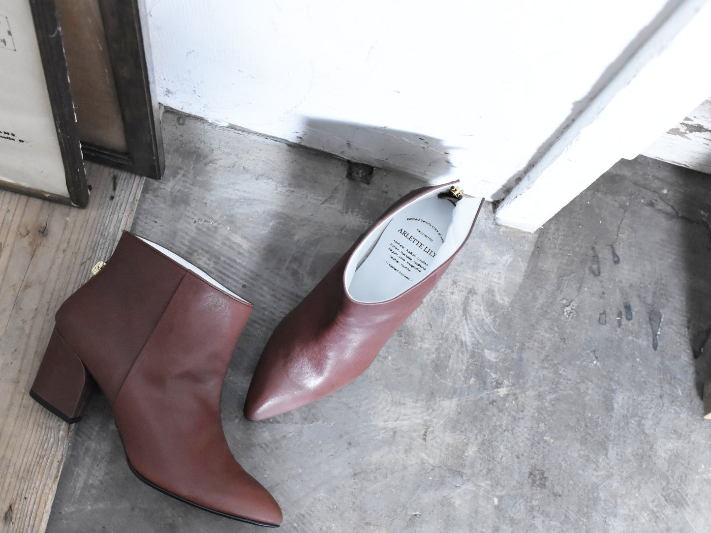 019  ポインテッドバックジップショートブーツ　AL2331SB　Darkbrown　　木型No.X1395