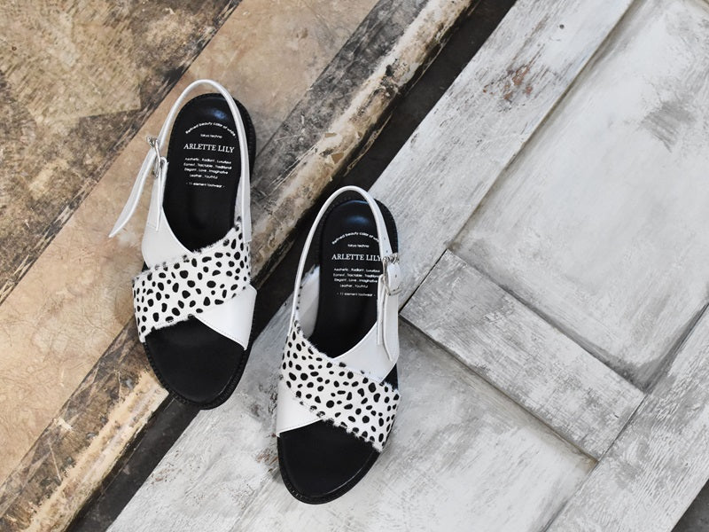 1023  クロスストラップサンダル　AL2408S　Whitecombi　　木型No.S1642H